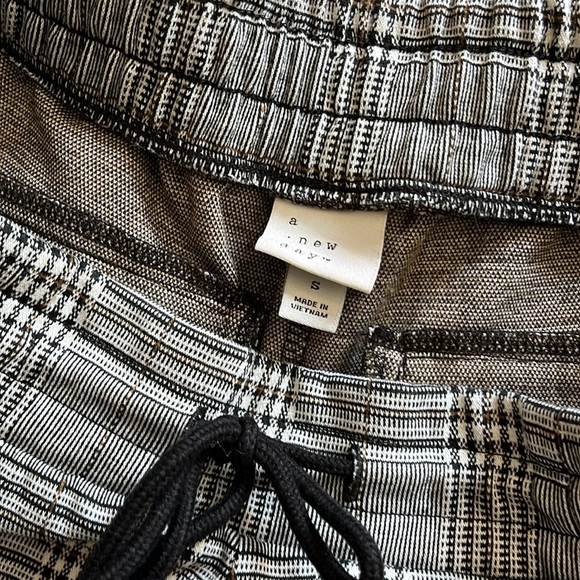 Plaid Pull On Pants - Picture 3 of 3